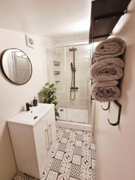 Apartment Charming Next To John Radcliffe Hospital With Free Parking Oxford